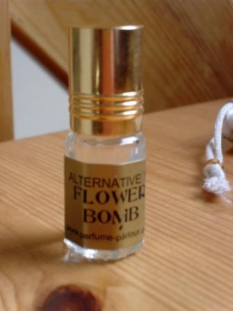 Flower bomb Inspired by Viktor&Rolf (W)